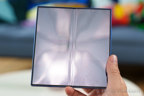 Galaxy Z Fold 7螢幕打開樣子